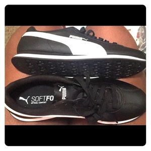 Puma women sneaker